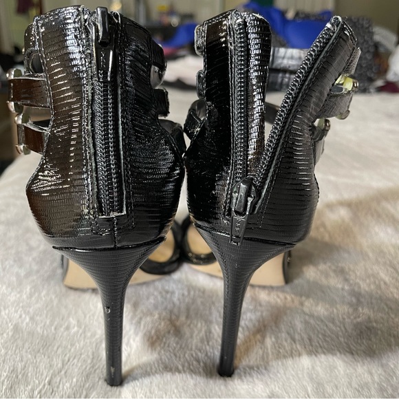 Gianni Bini black heels. Size 5.5 - Picture 4 of 7